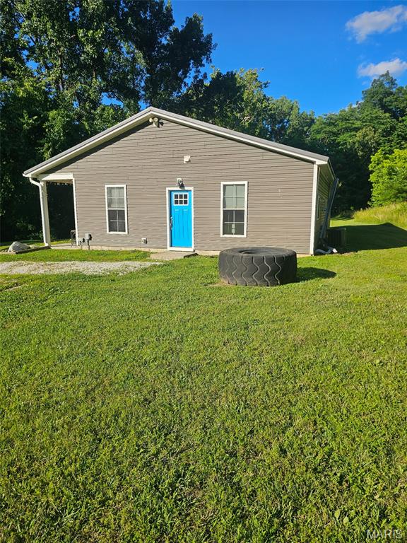 1329 Poor Farm Hollow Road Hardin, IL 62047 - Photo 3 of 13