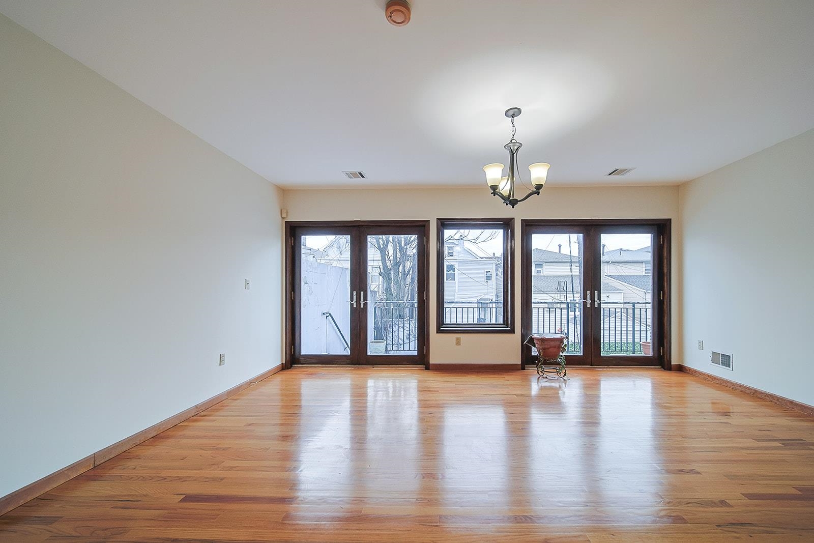 220 Harrison Avenue, Unit 2 Harrison, NJ 07029 - Photo 4 of 19