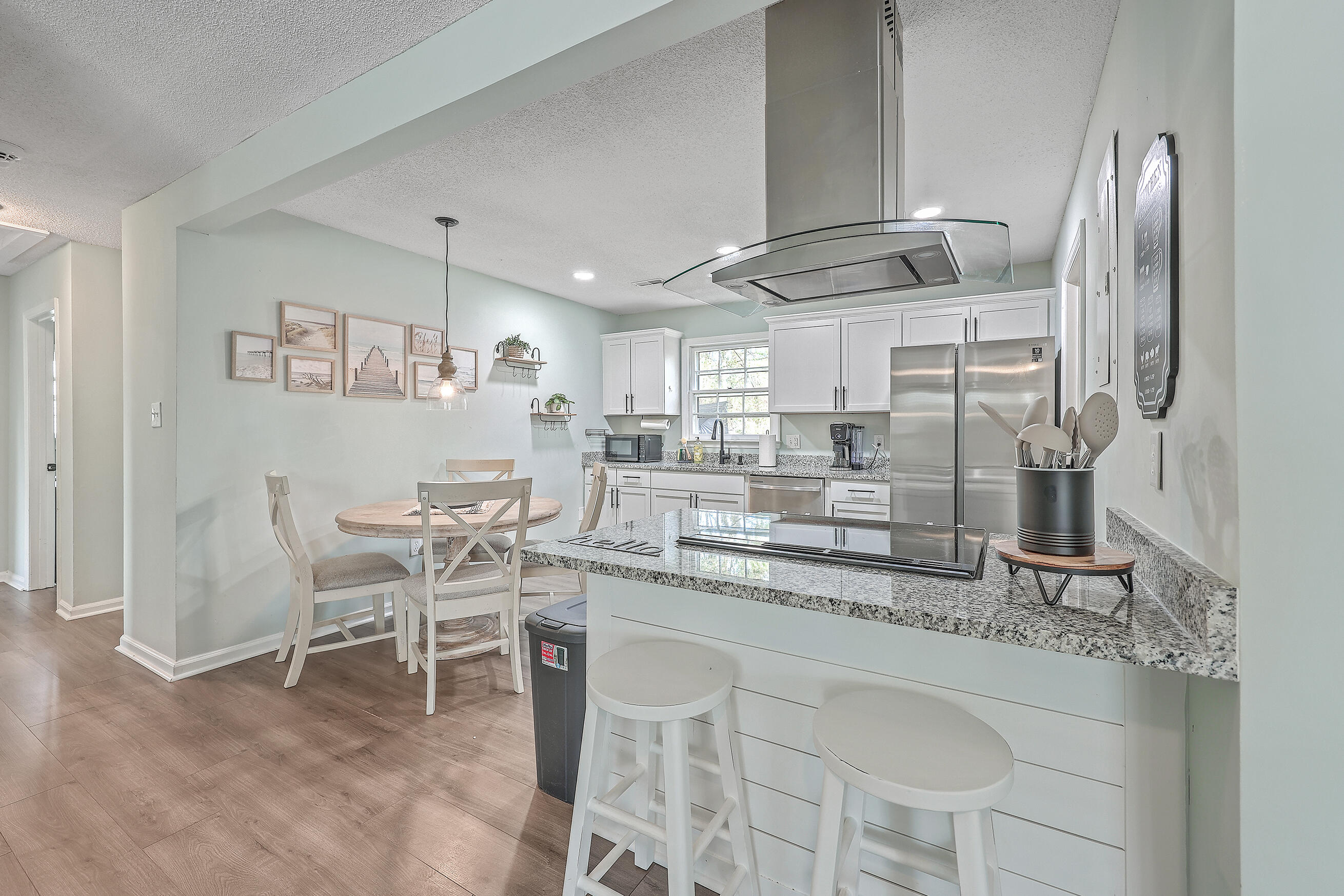7698 Chippendale Road North Charleston, SC 29420 - Photo 16 of 41 kitchen