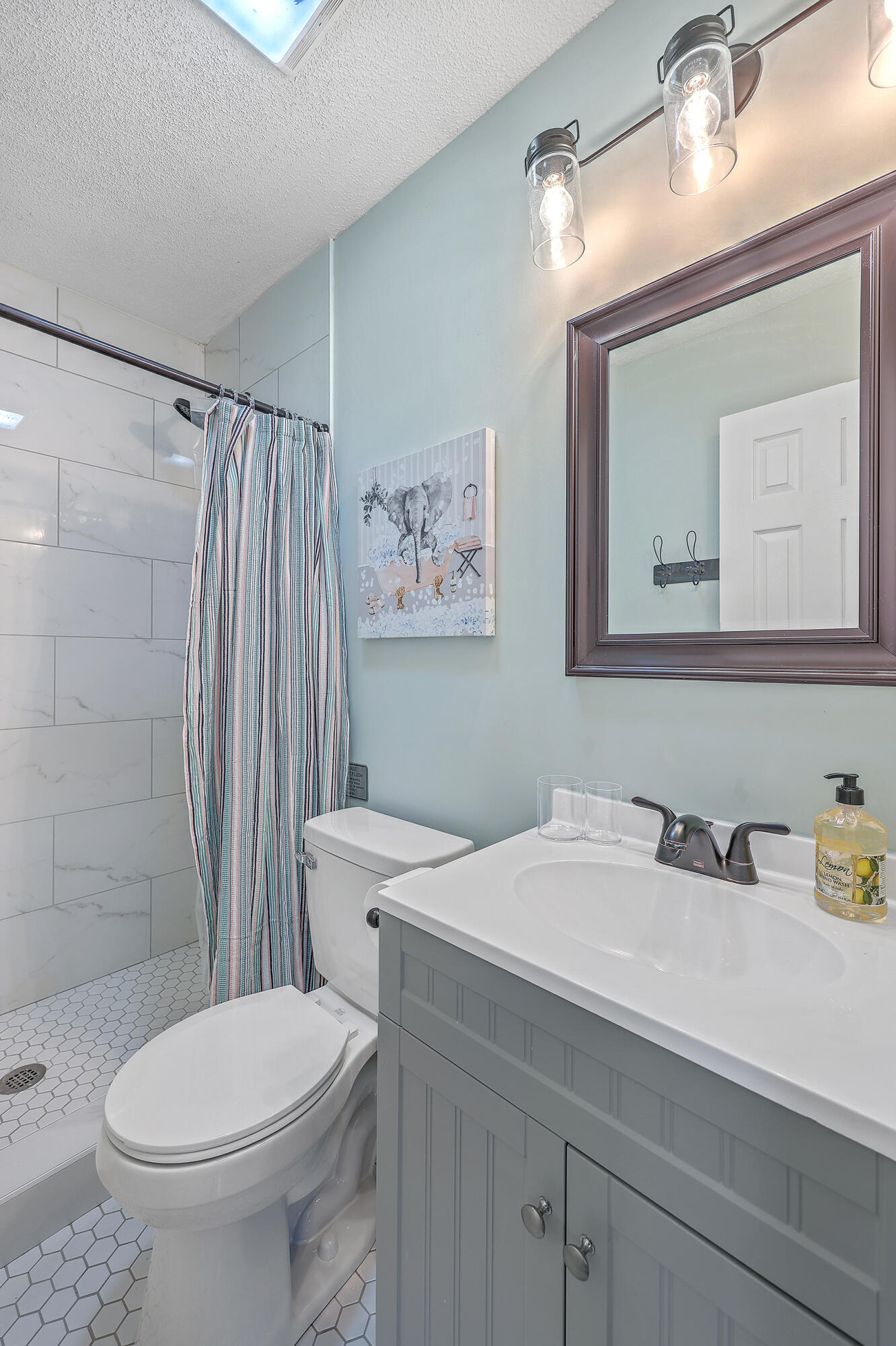 7698 Chippendale Road North Charleston, SC 29420 - Photo 27 of 41 bathroom 1