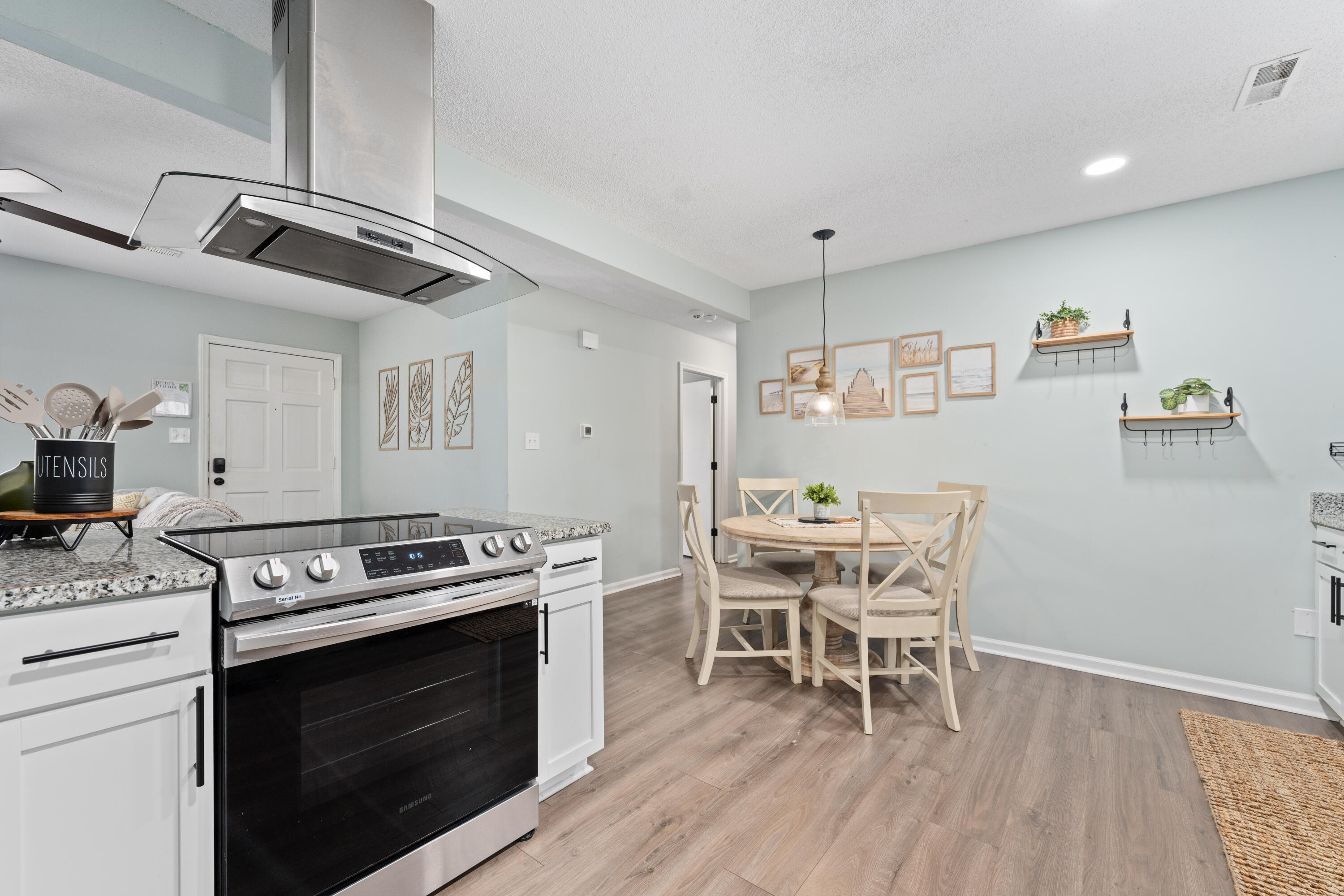 7698 Chippendale Road North Charleston, SC 29420 - Photo 9 of 41 eat in kitchen