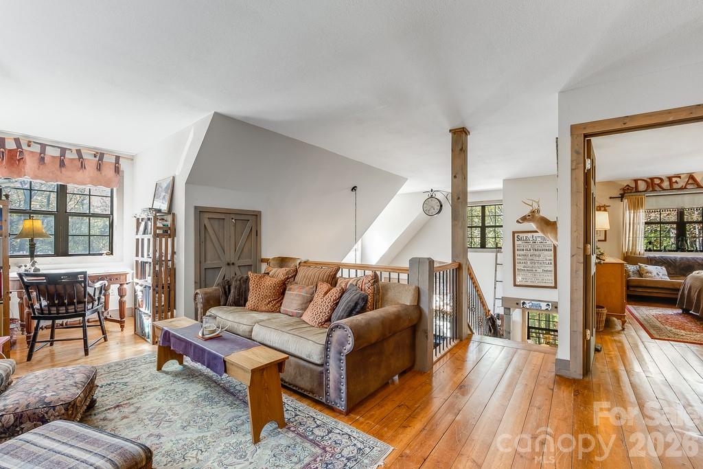 111 Elkhound Road Waynesville, NC 28785 - Photo 34 of 47 Gallery Image 34