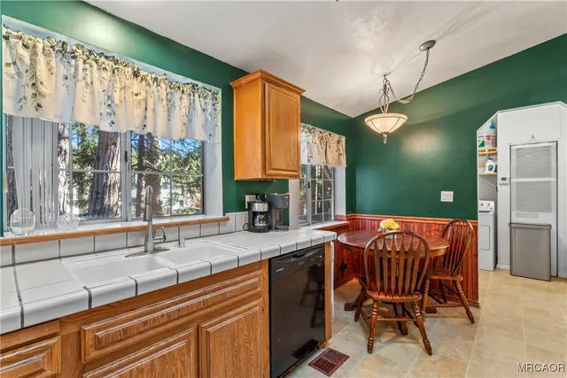 $409,000 | 2113 Spring Oak Drive, Running Springs, CA 92382