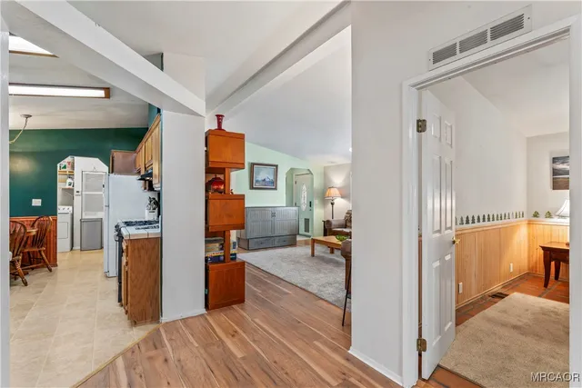 $409,000 | 2113 Spring Oak Drive, Running Springs, CA 92382