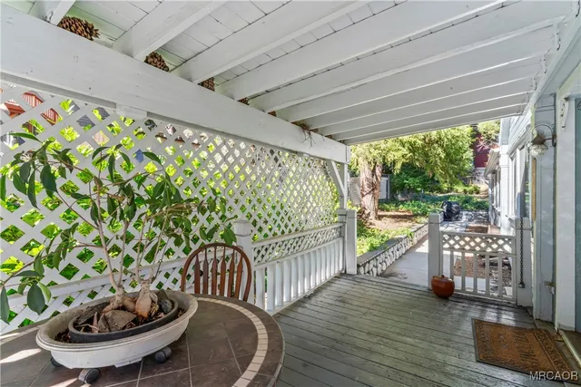 $409,000 | 2113 Spring Oak Drive, Running Springs, CA 92382