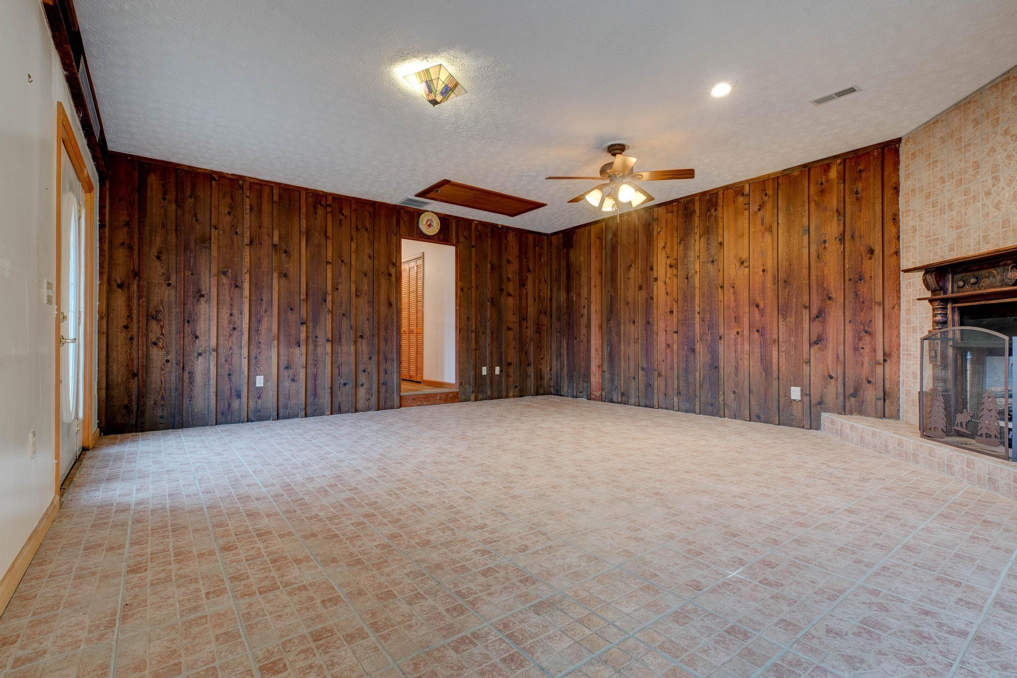 8594 Morehead Road Flemingsburg, KY 41041 - Photo 13 of 36