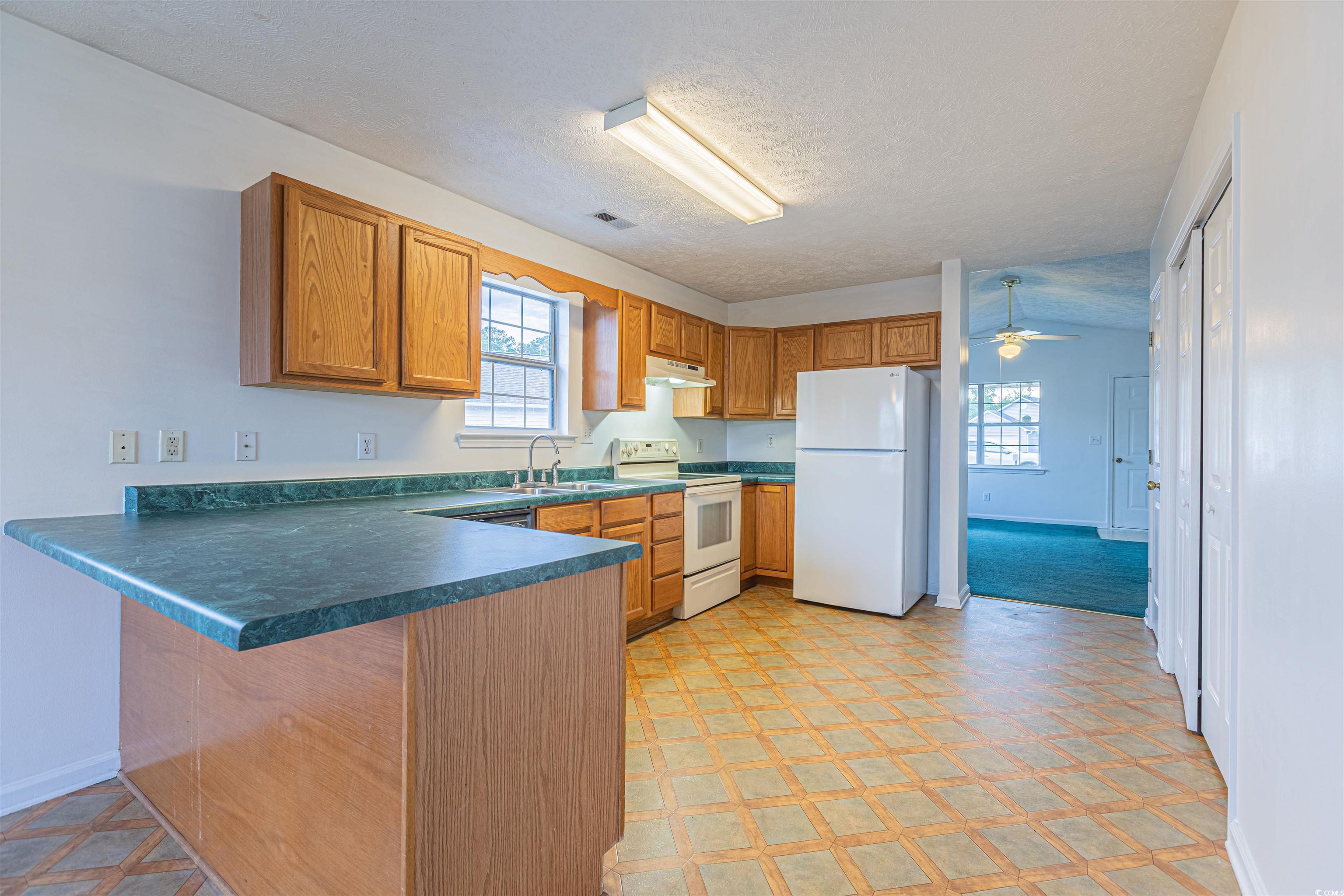 8089 Bark Court Murrells Inlet, SC 29576 - Photo 5 of 30 Gallery Image 5