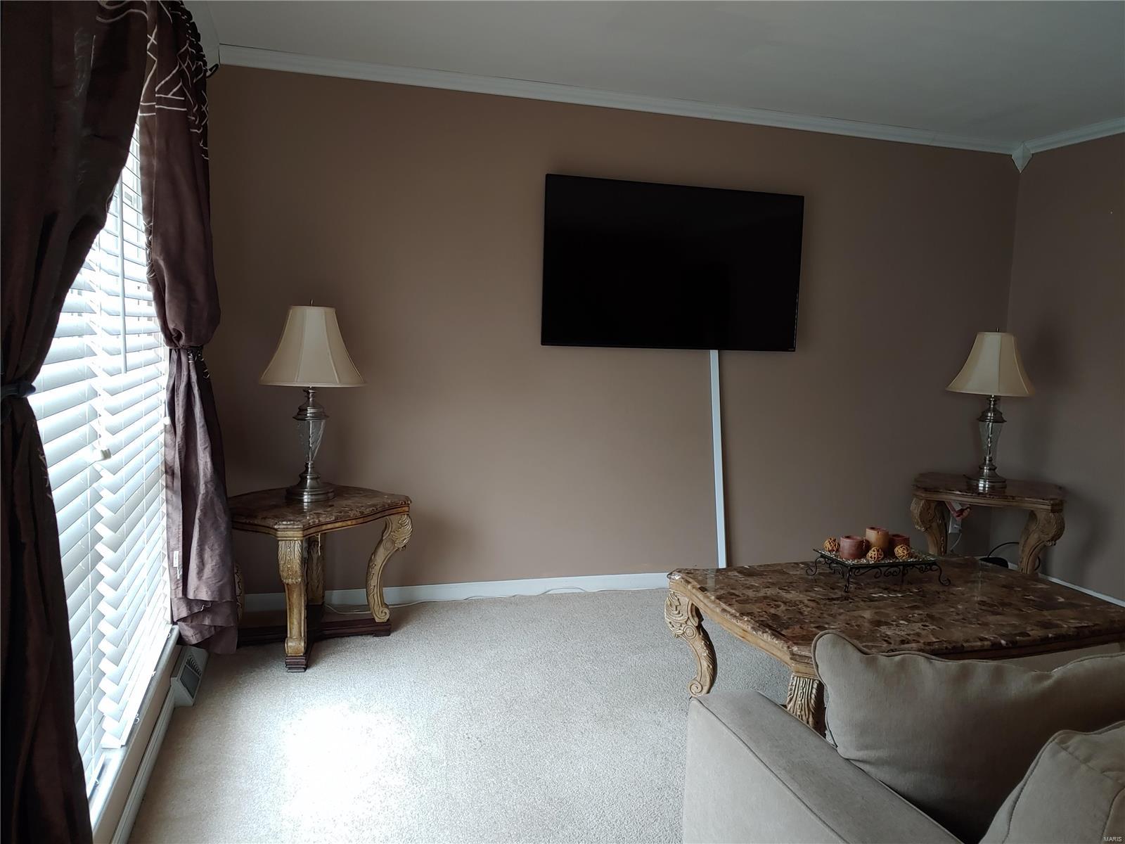 1300 Springfield Drive Belleville, IL 62221 - Photo 2 of 26 Gallery Image 2