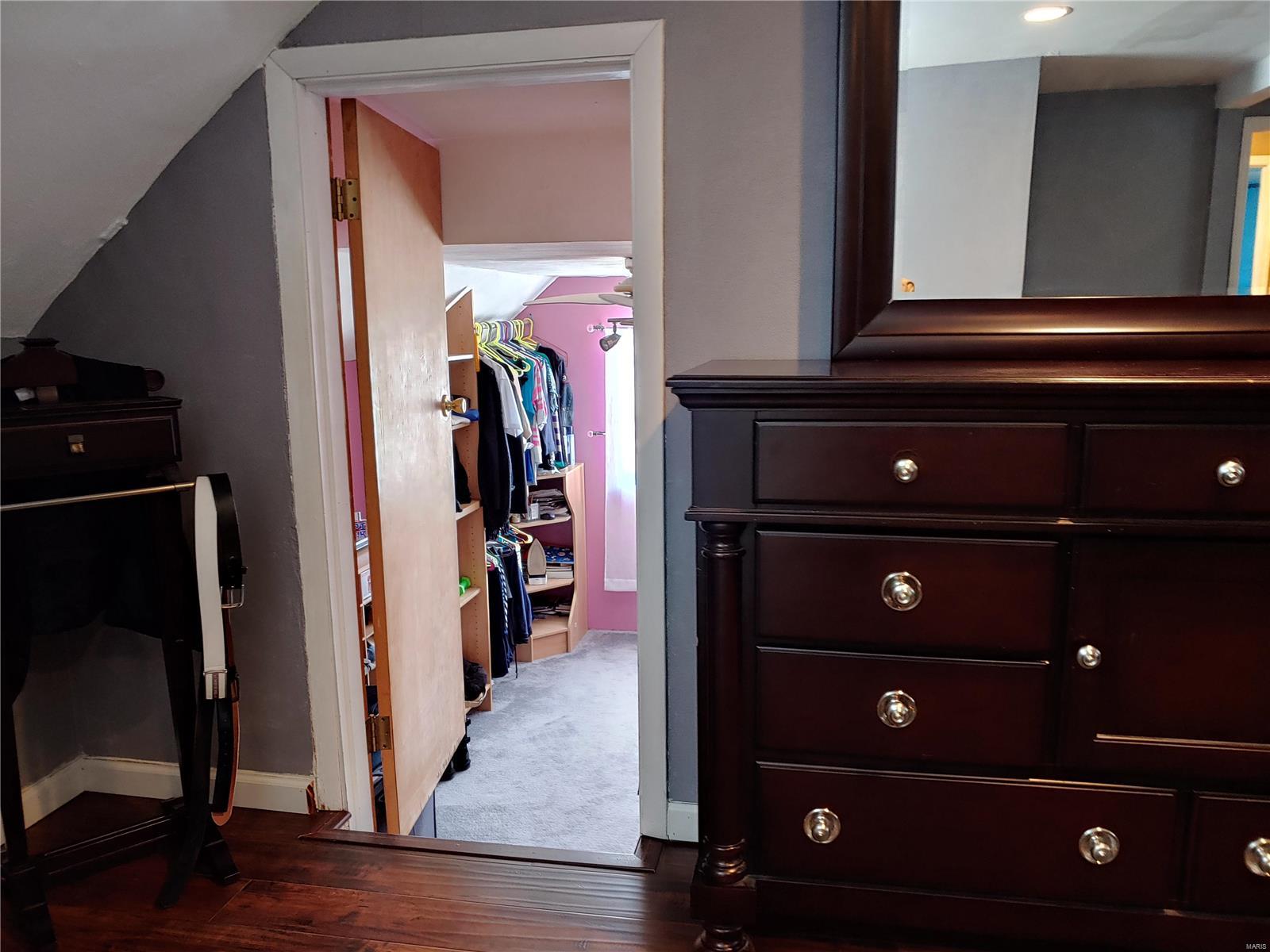 1300 Springfield Drive Belleville, IL 62221 - Photo 18 of 26 Gallery Image 18