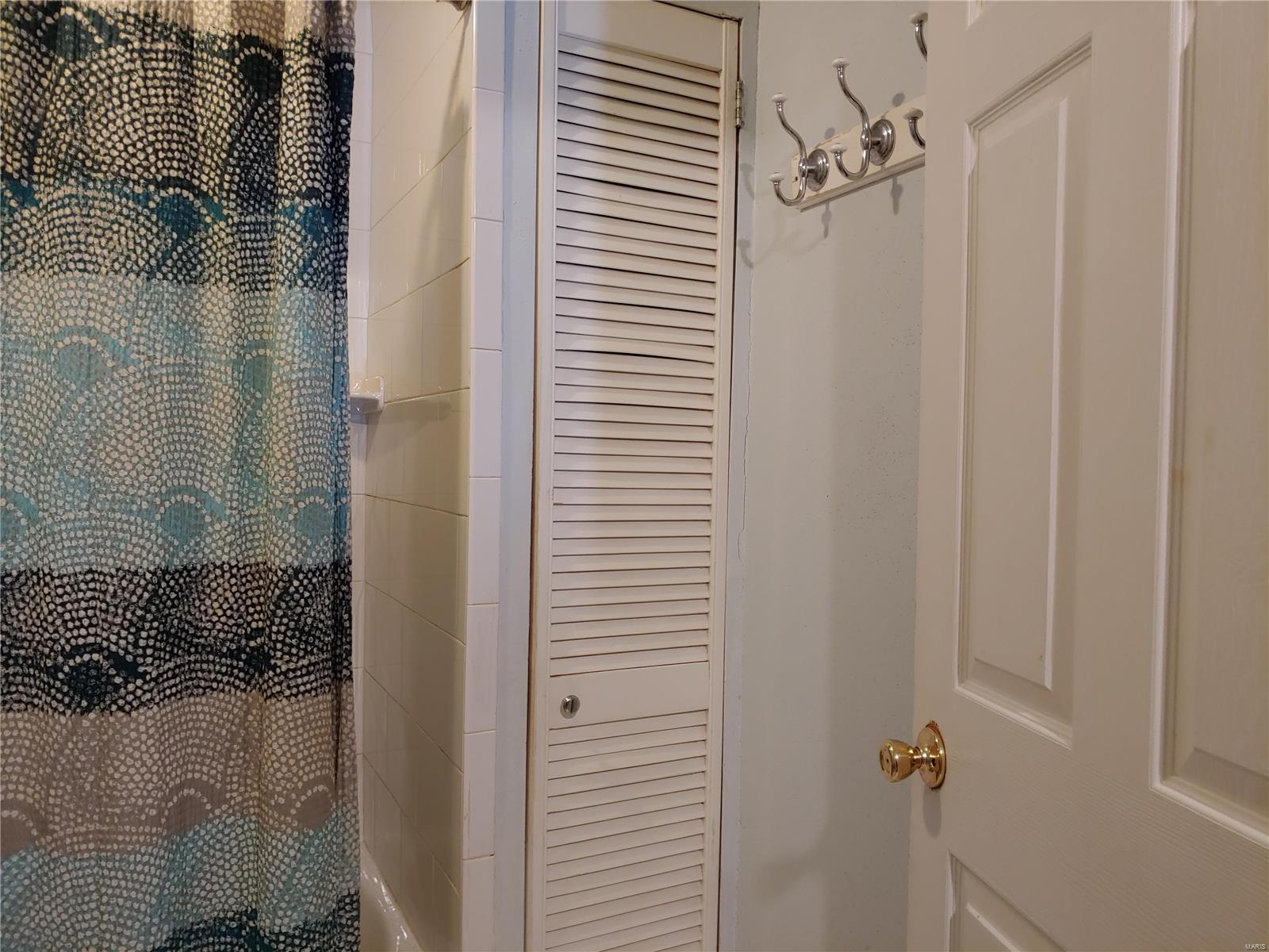 1300 Springfield Drive Belleville, IL 62221 - Photo 20 of 26 Gallery Image 20