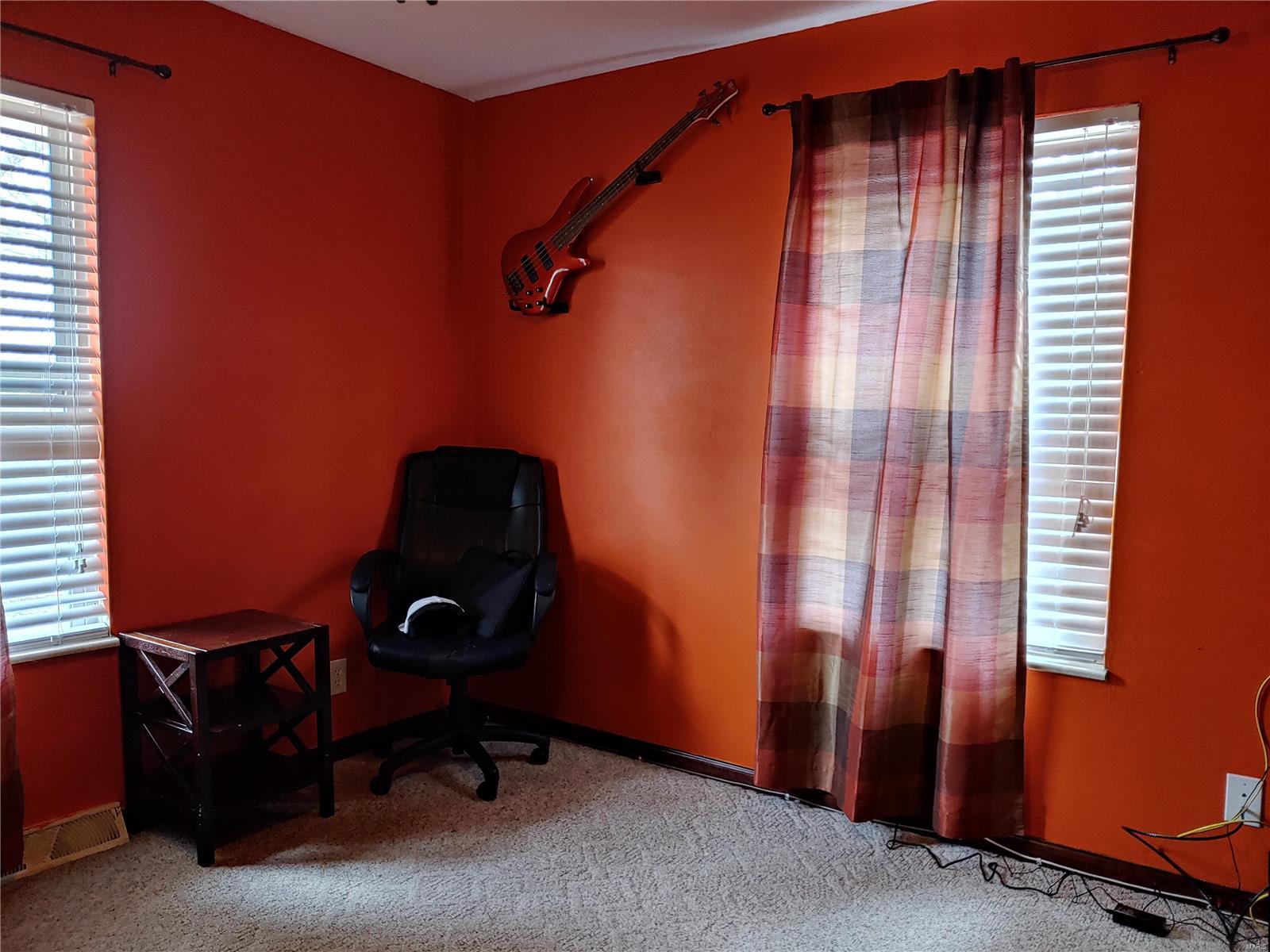 1300 Springfield Drive Belleville, IL 62221 - Photo 5 of 26 Gallery Image 5