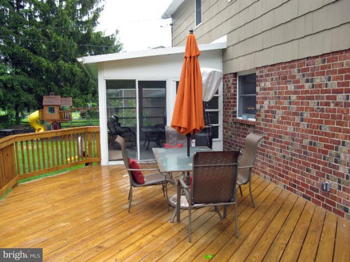 2606 Jonathan Road Ellicott City, MD 21042 - Photo 20 of 30 Exterior (Rear)