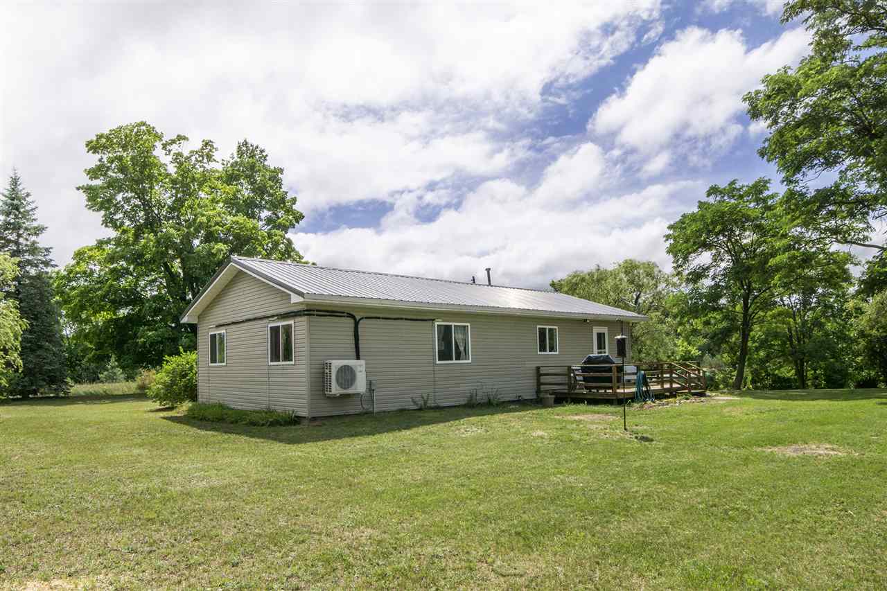 8620 King Road Benzonia, MI 49616 - Photo 26 of 31 1877574-25.JPG