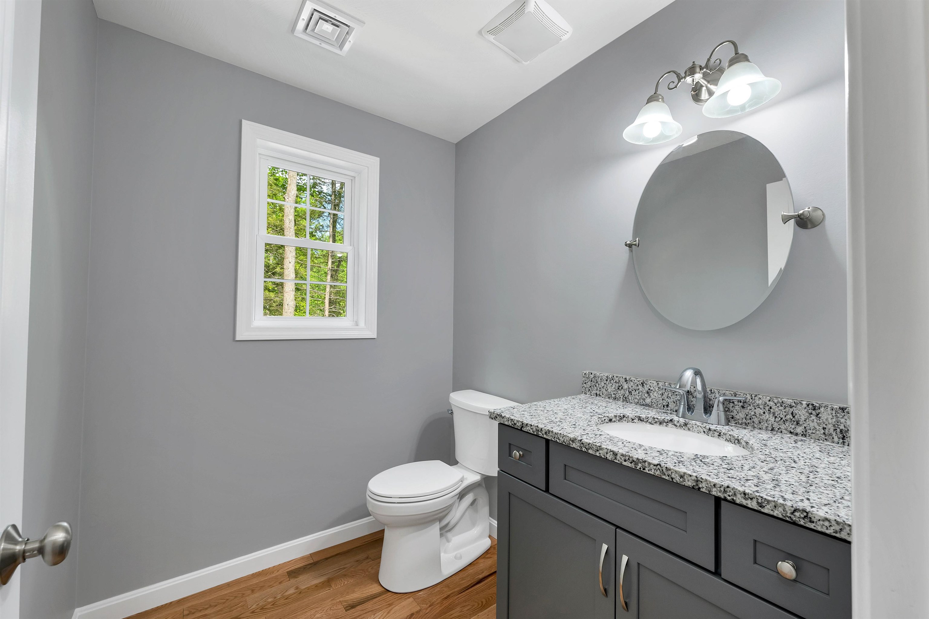 256 North Road Deerfield, NH 03037 - Photo 7 of 32