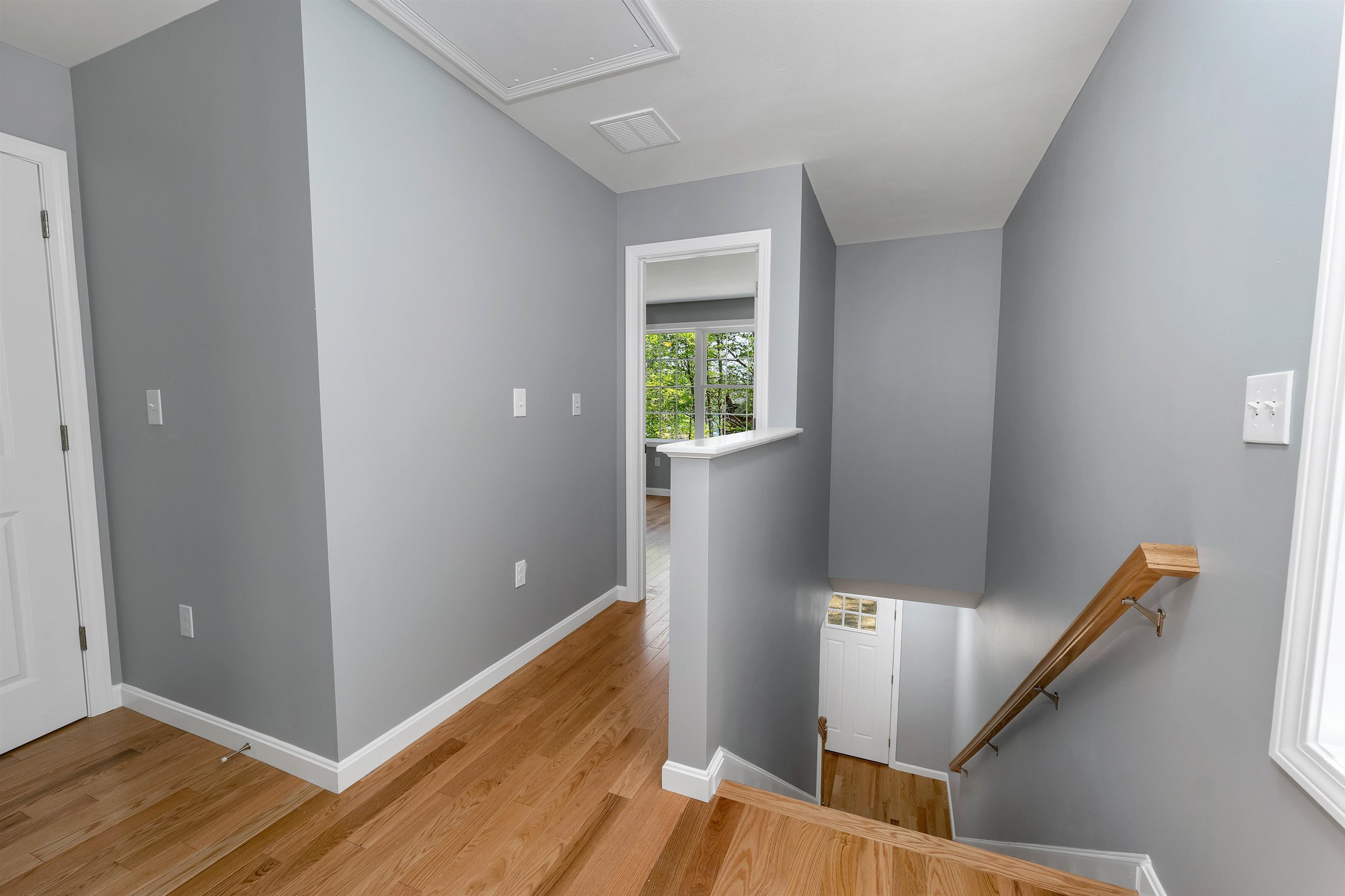 256 North Road Deerfield, NH 03037 - Photo 10 of 32