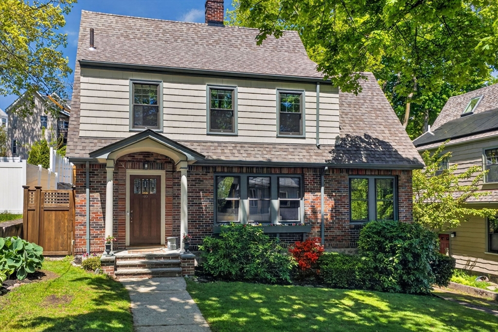 40 Arborough Road Boston, MA 02131 - Photo 1 of 36