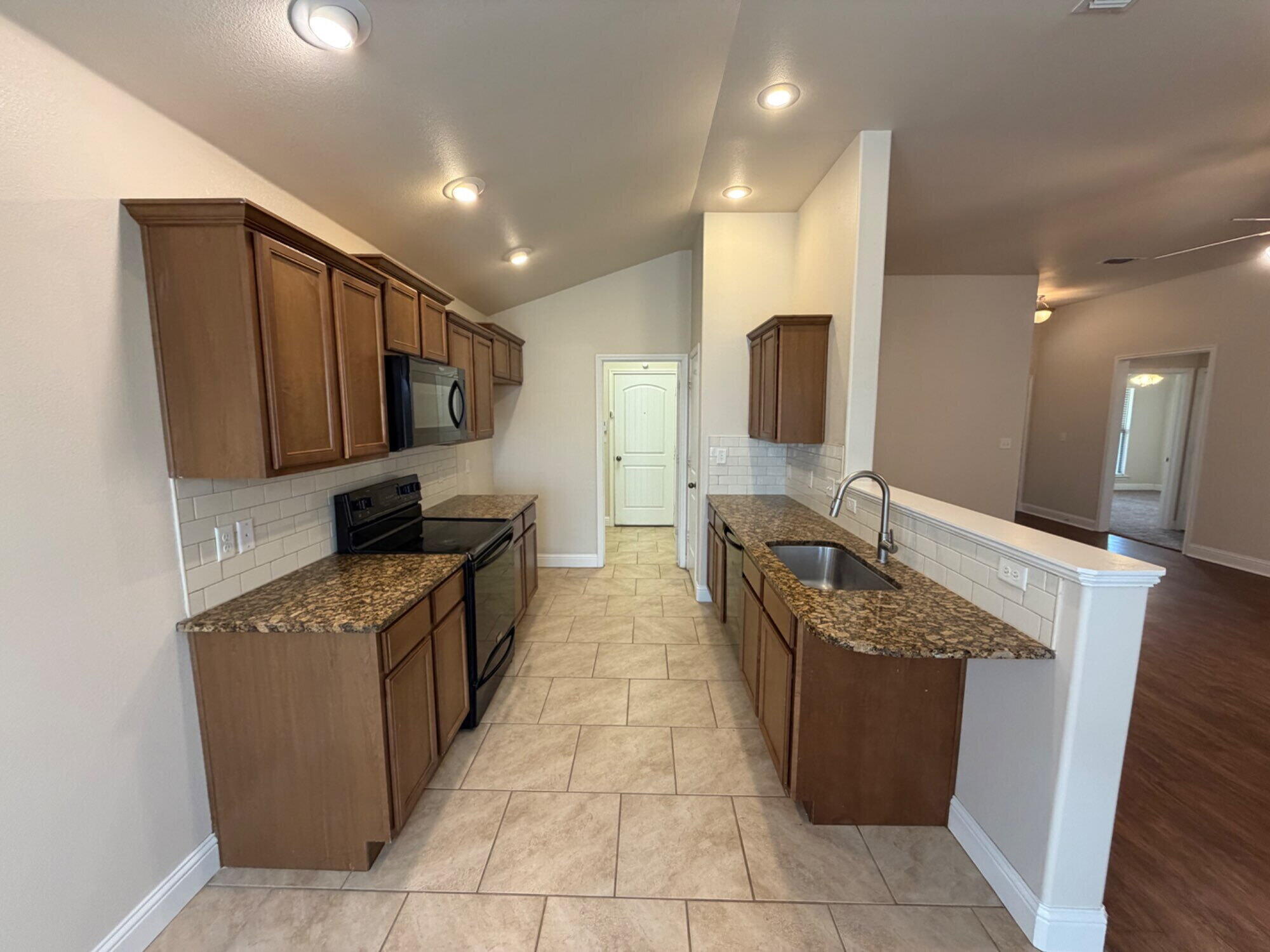 3608 Ridgely Avenue Lubbock, TX 79407 - Photo 5 of 13 IMG_7714