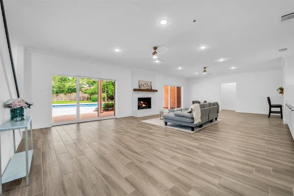 $12,500 | 11314 Williamsburg, Piney Point Village, TX 77024