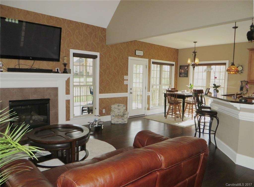 5922 Morning Star Road Clover, SC 29710 - Photo 11 of 24