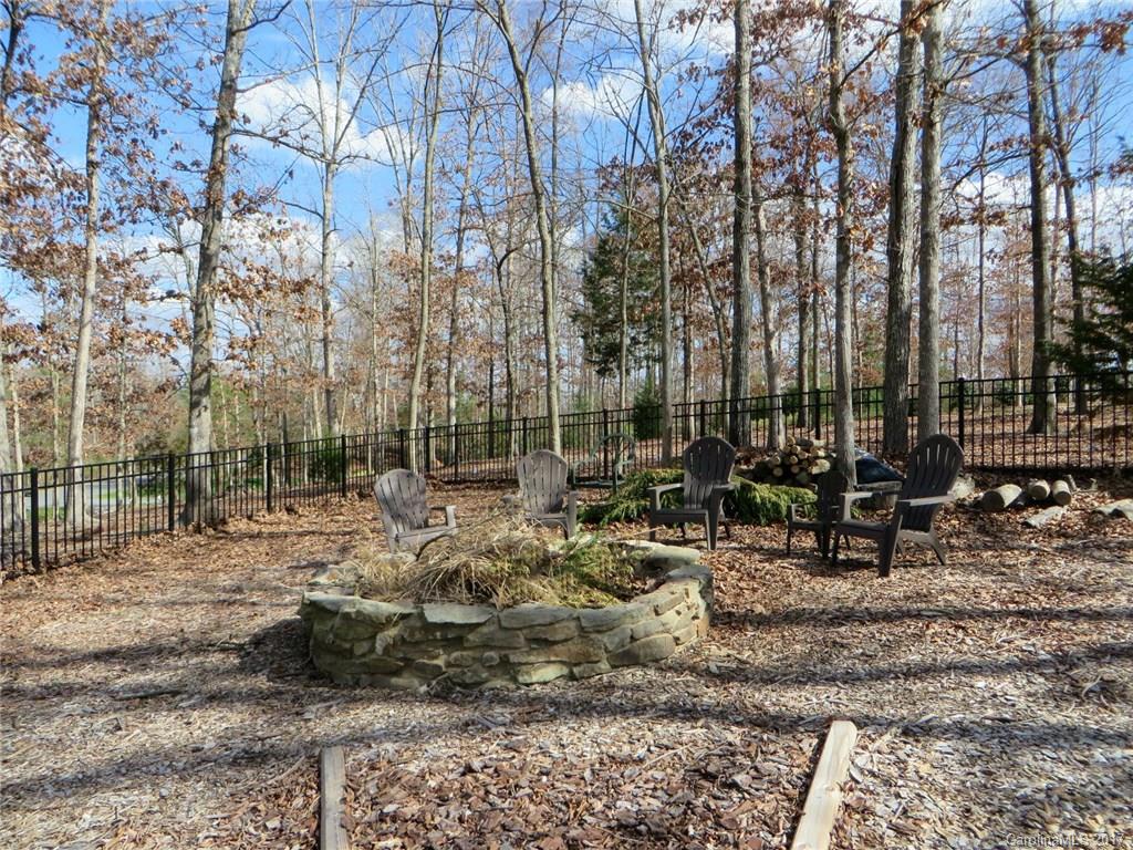 5922 Morning Star Road Clover, SC 29710 - Photo 7 of 24