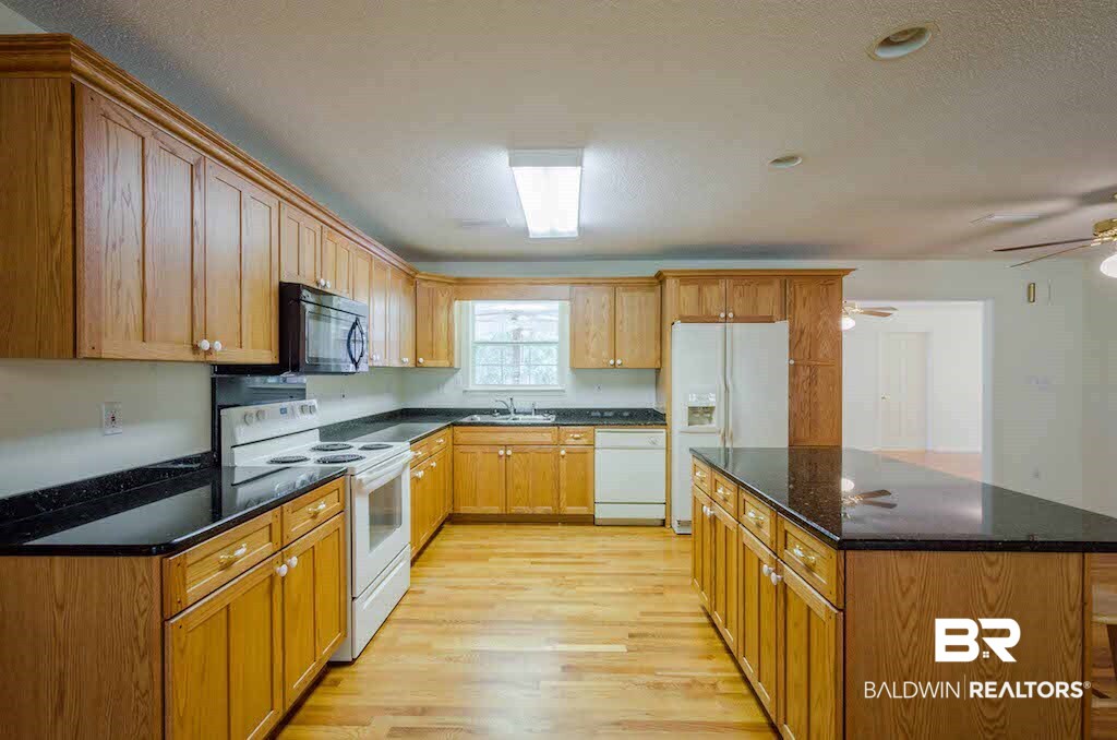 7843 Celeste Road Saraland, AL 36571 - Photo 6 of 23