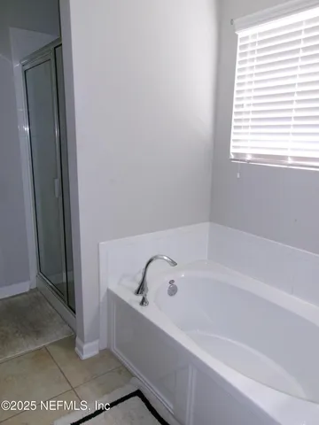 a view of a tennis court