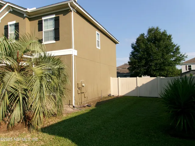 a house that has a swimming pool