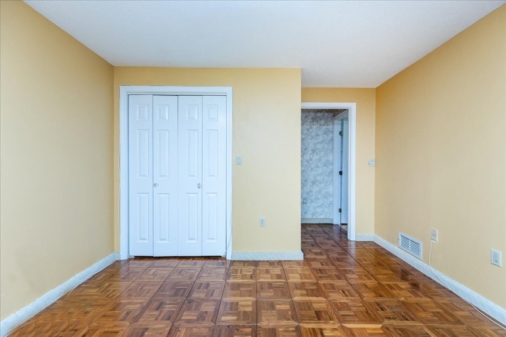 9 Ledgewood Way, Unit 9 Peabody, MA 01960 - Photo 26 of 42 a view of an empty room