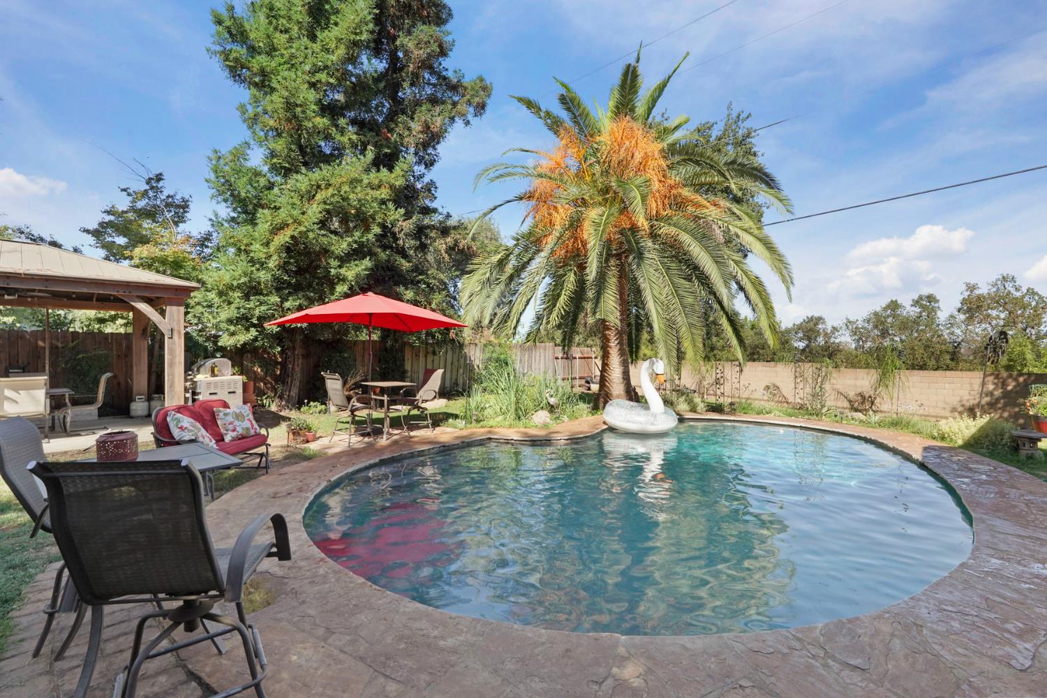 18529 Highway 88 Clements, CA 95237 - Photo 32 of 42 an outdoor space with seating space