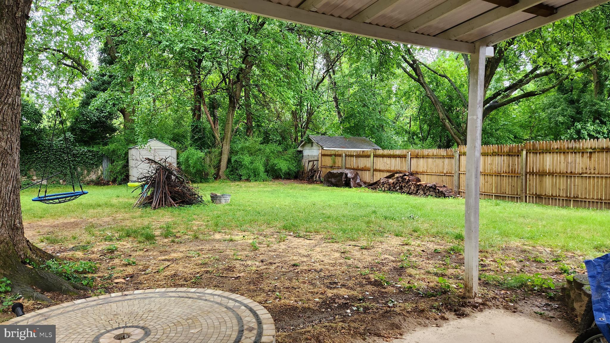 9429 Curran Road Silver Spring, MD 20901 - Photo 23 of 41 Flat wonderful fenced yard