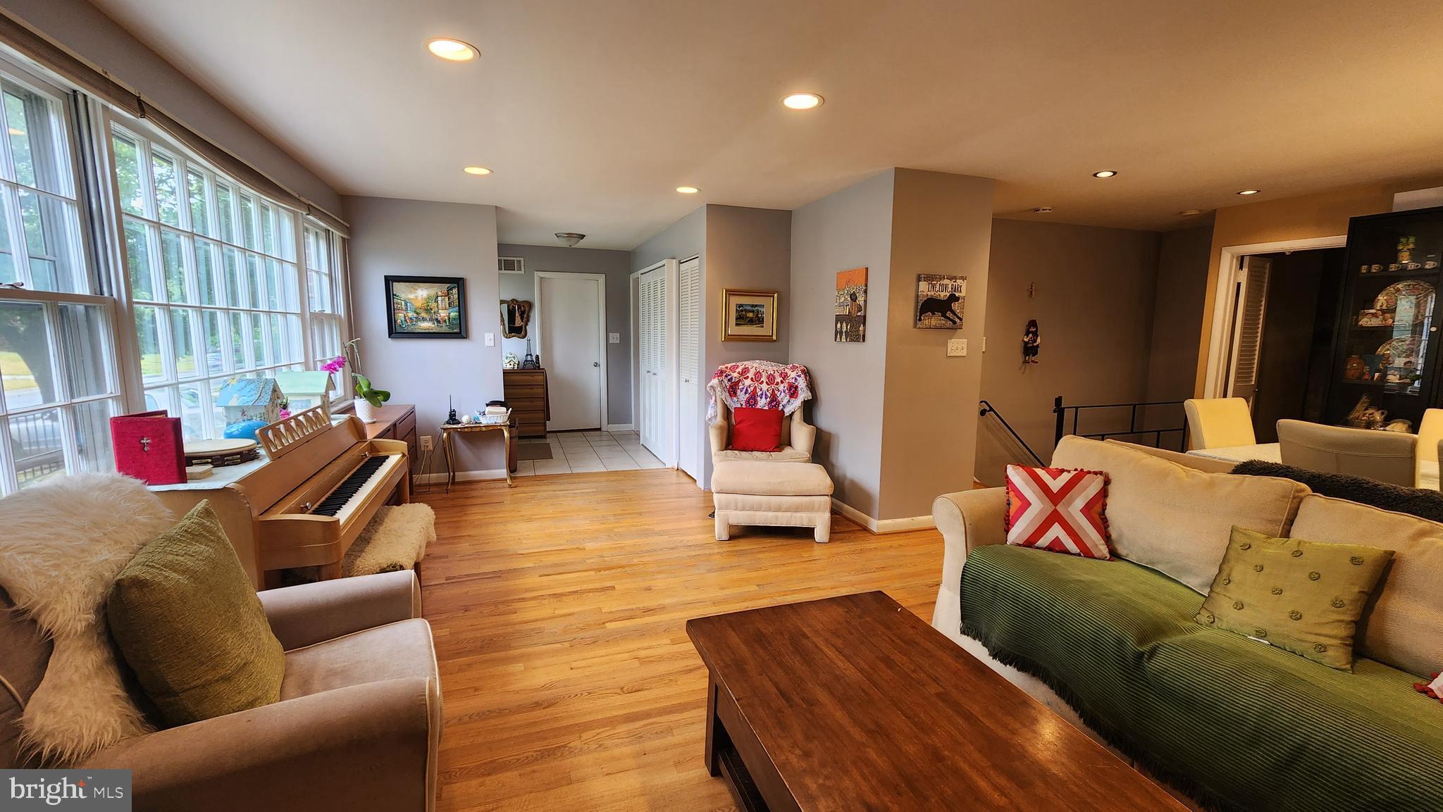 9429 Curran Road Silver Spring, MD 20901 - Photo 8 of 41 Recess lights & hardwood floors
