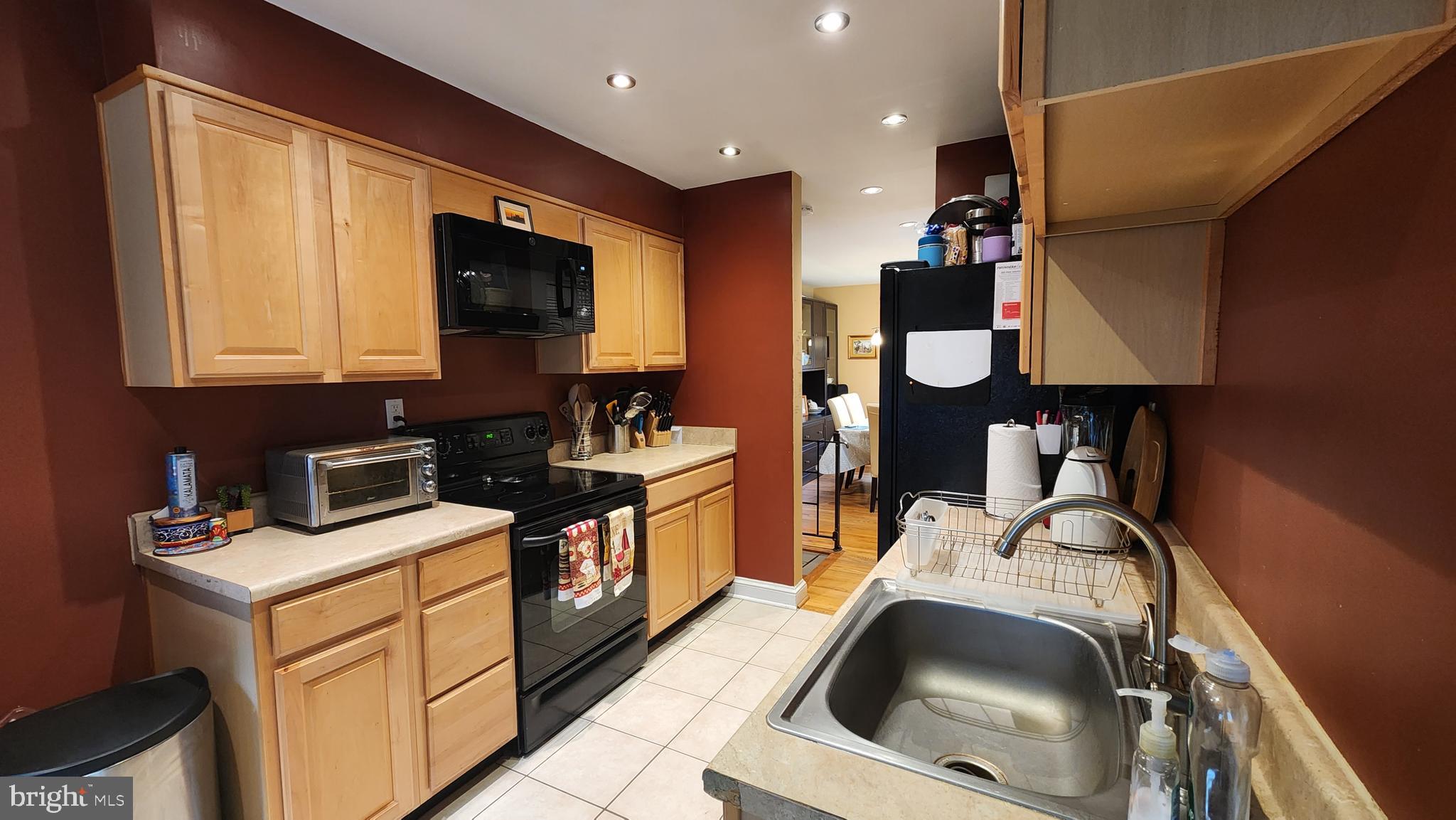 9429 Curran Road Silver Spring, MD 20901 - Photo 10 of 41 Galley Kitchen