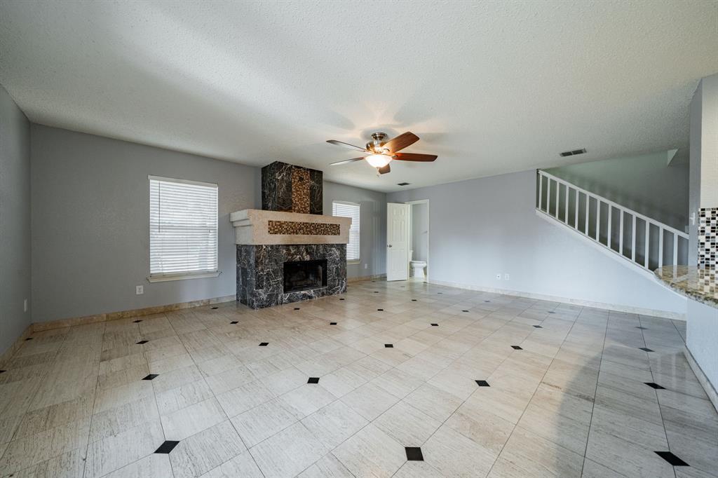 2001 Barton Springs Drive Corinth, TX 76210 - Photo 12 of 38