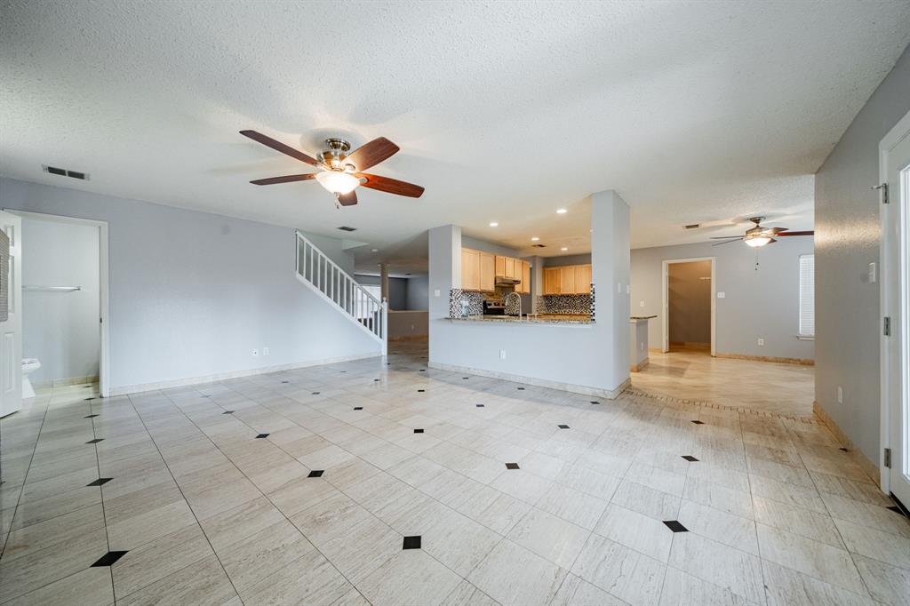 2001 Barton Springs Drive Corinth, TX 76210 - Photo 13 of 38