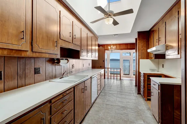 $1,200,000 | 412 Keck Lane, Buchanan, TN 38222