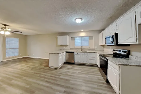 $2,300 | 2914 Dukeswood Drive, Garland, TX 75040