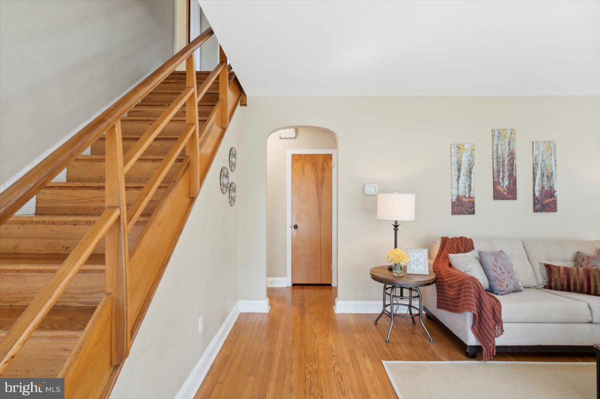 133 Golf Hills Road Havertown, PA 19083 - Photo 8 of 41