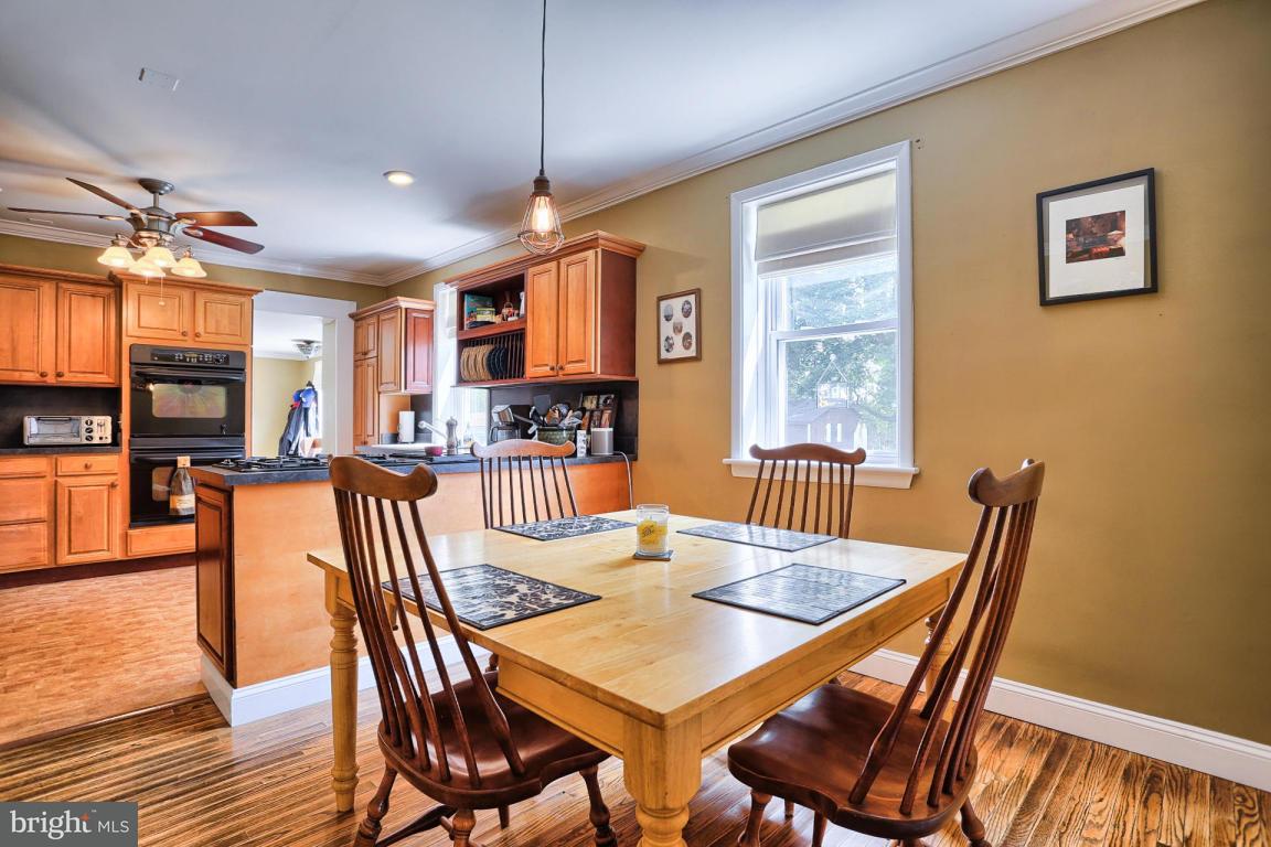 215 North Liberty Street Lititz, PA 17543 - Photo 16 of 35
