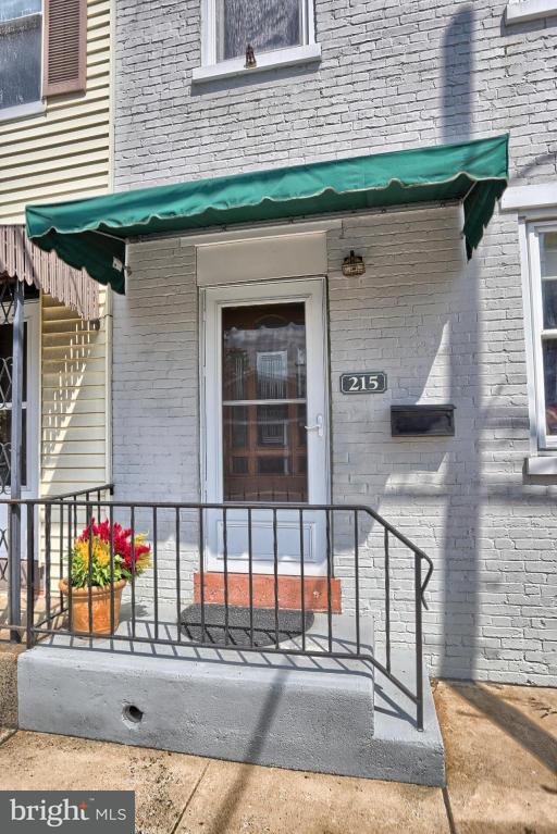 215 North Liberty Street Lititz, PA 17543 - Photo 3 of 35