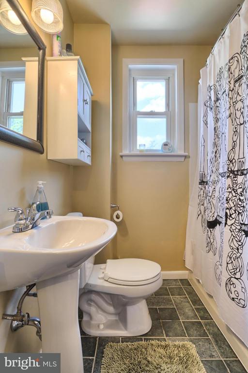 215 North Liberty Street Lititz, PA 17543 - Photo 28 of 35
