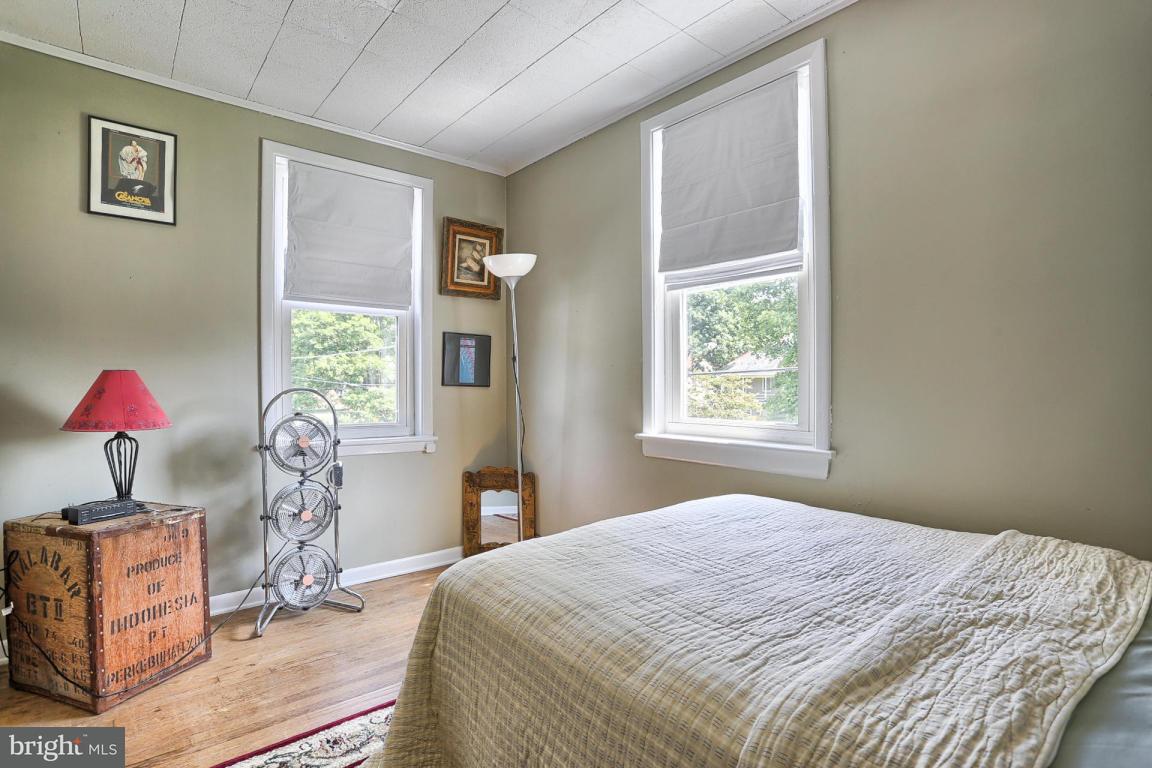215 North Liberty Street Lititz, PA 17543 - Photo 33 of 35