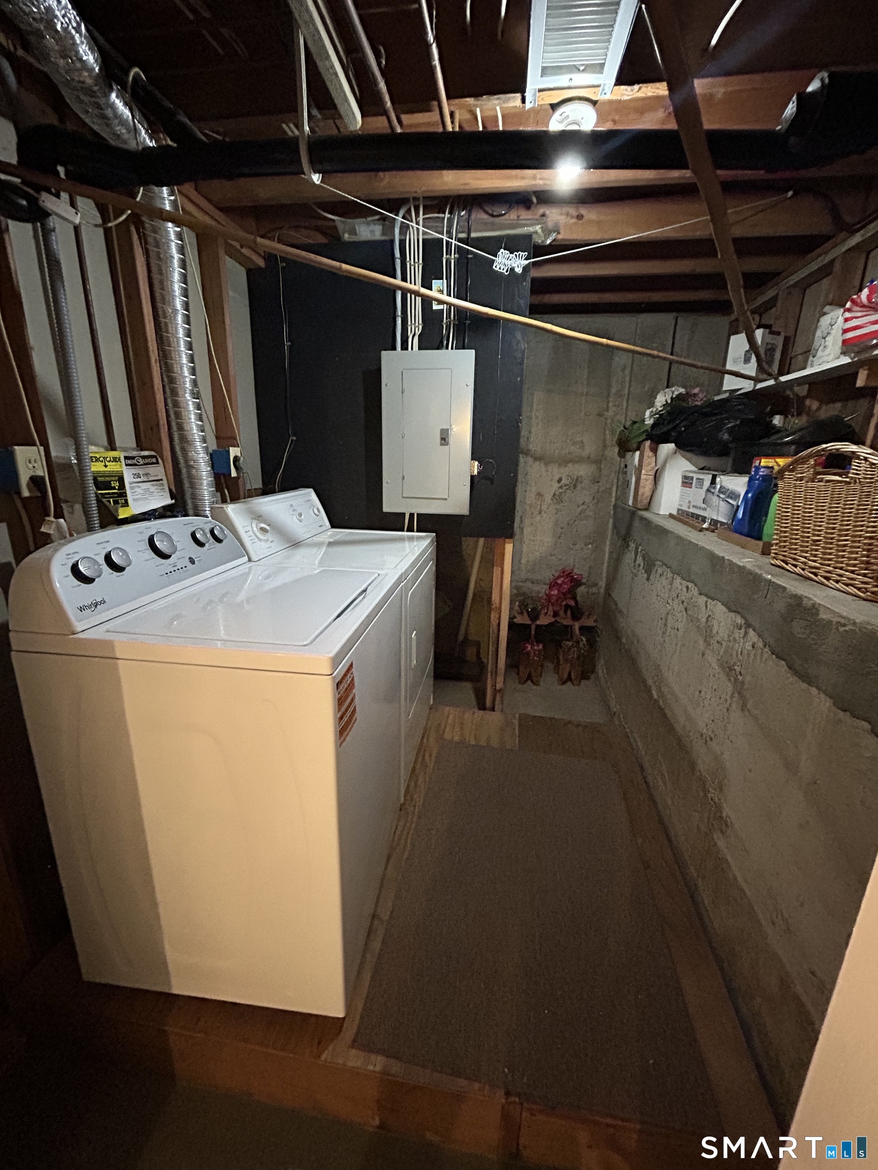 720 Circular Avenue Hamden, CT 06514 - Photo 30 of 35 a utility room with dryer and washer