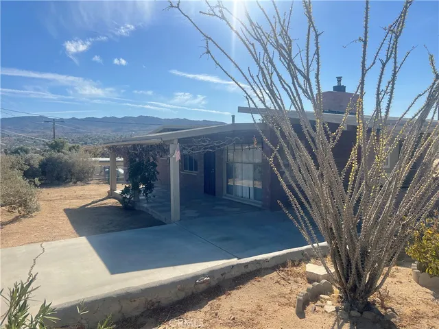 $225,000 | 6124 El Reposo Street, Joshua Tree, CA 92252