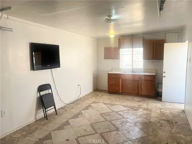 $225,000 | 6124 El Reposo Street, Joshua Tree, CA 92252
