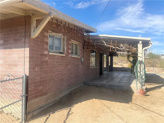 $225,000 | 6124 El Reposo Street, Joshua Tree, CA 92252