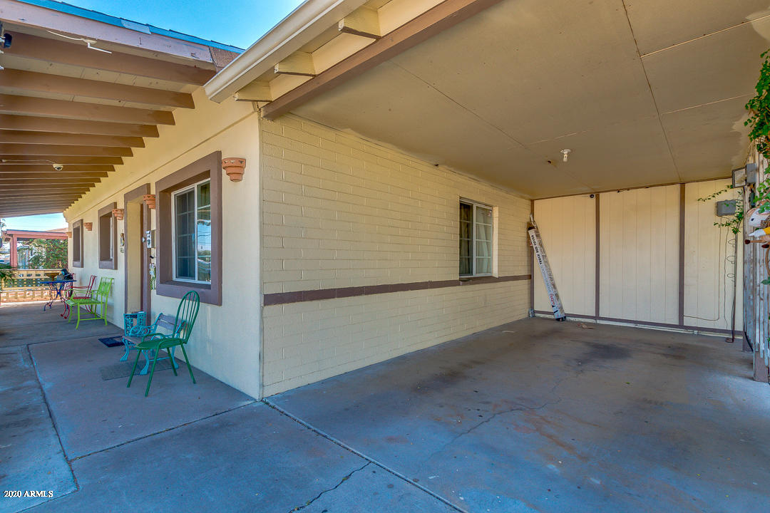 3315 West Bethany Home Road Phoenix, AZ 85017 - Photo 3 of 22 FRONT COVER PARKING