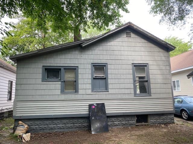 920 Williams Street Muskegon, MI 49442 - Photo 3 of 17 4