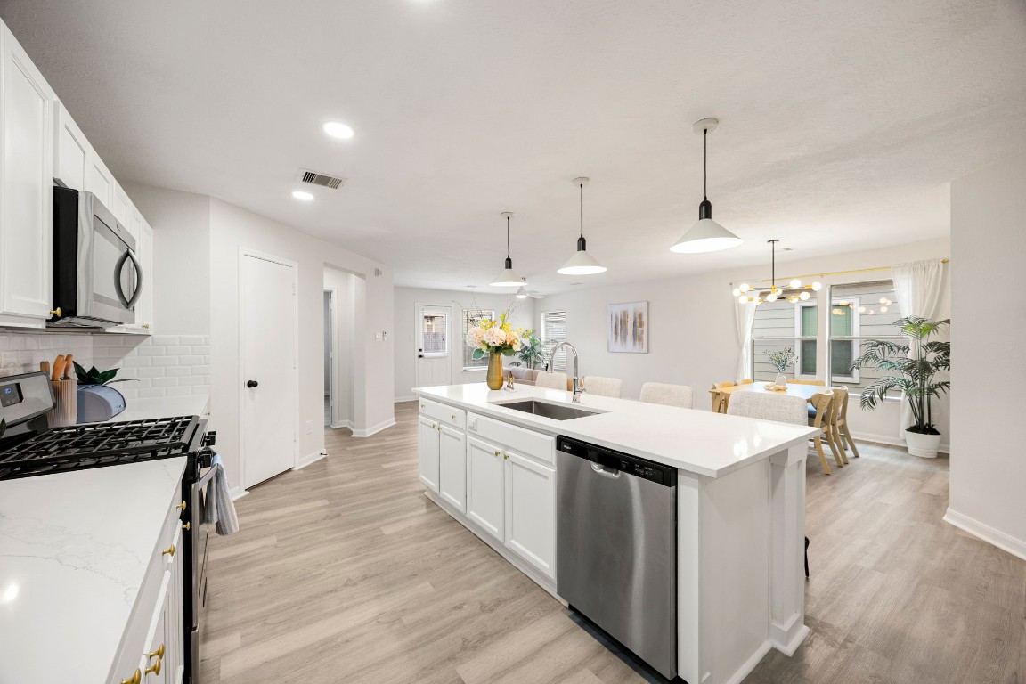 1010 Hummingbird Point Lane Houston, TX 77090 - Photo 6 of 26