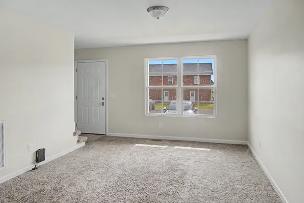 $185,000 | 907 H Freeman Street, Unit H, Lafayette, TN 37083