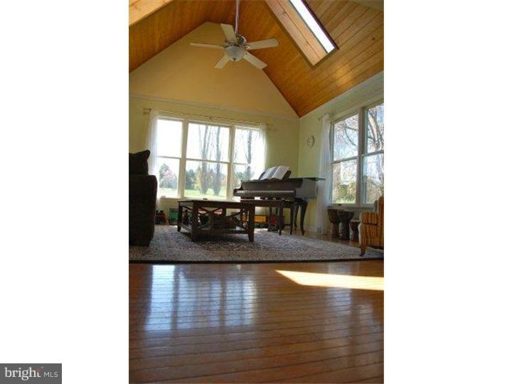 275 Valley View Road Riegelsville, PA 18077 - Photo 10 of 23
